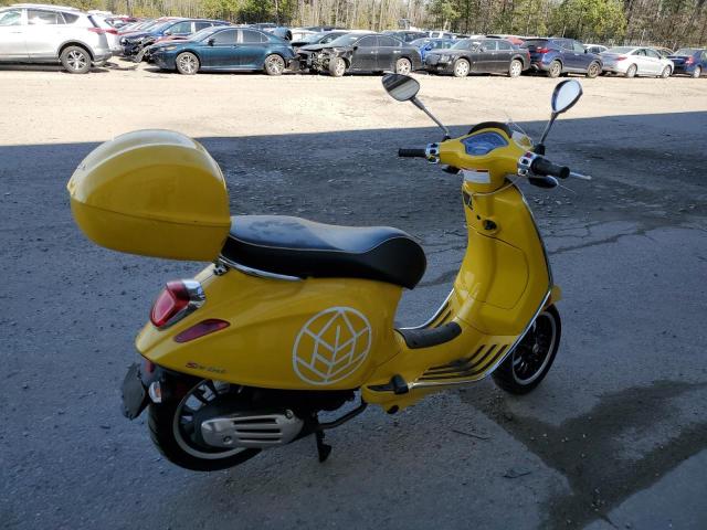 ZAPCA06B8L5200035 - 2020 VESPA SPRINT YELLOW photo 4