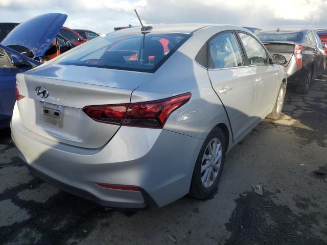 3KPC24A64ME128692 - 2021 HYUNDAI ACCENT SE SILVER photo 3