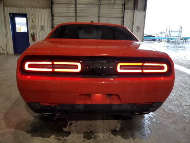 2C3CDZAG7FH733544 - 2015 DODGE CHALLENGER SXT RED photo 6