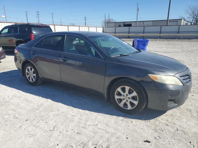 4T1BF3EK3BU634932 - 2011 TOYOTA CAMRY BASE GRAY photo 4