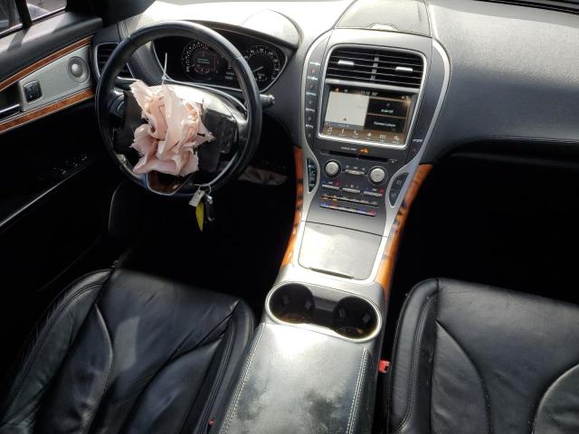 2LMPJ6LP5HBL18939 - 2017 LINCOLN MKX RESERVE أسود صورة 8