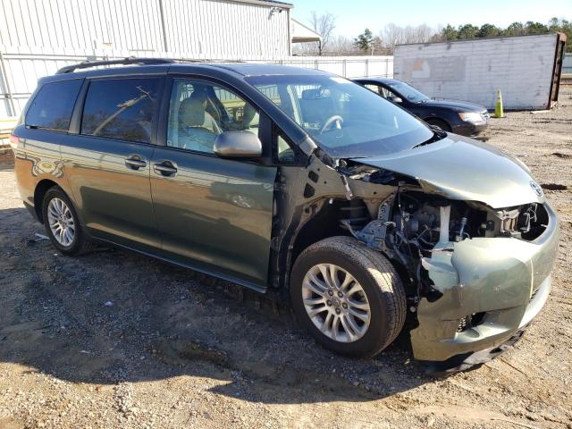 5TDYK3DCXCS190796 - 2012 TOYOTA SIENNA XLE GRAY photo 4