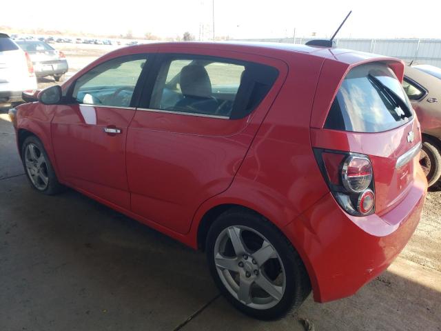 1G1JE6SB7F4138989 - 2015 CHEVROLET SONIC LTZ RED photo 2