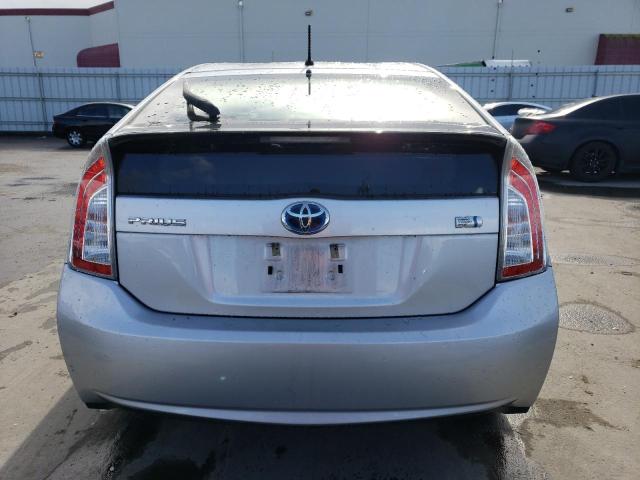 JTDKN3DU0D5583414 - 2013 TOYOTA PRIUS SILVER photo 6