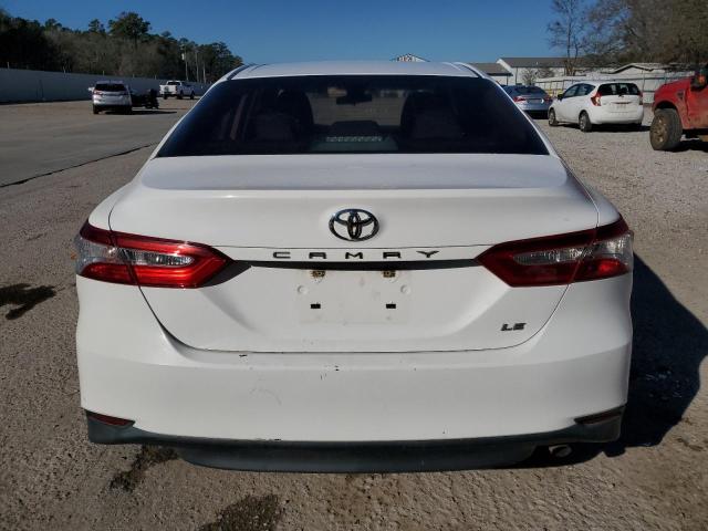 4T1B11HK1JU003772 - 2018 TOYOTA CAMRY L WHITE photo 6