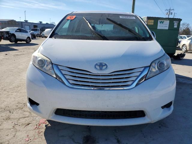 5TDKK3DC2FS663620 - 2015 TOYOTA SIENNA LE WHITE photo 5