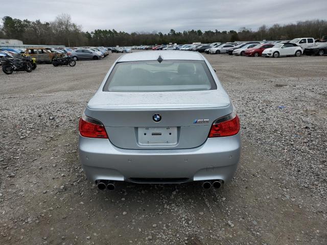 WBSNB93597CX07966 - 2007 BMW M5 SILVER photo 6