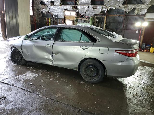 4T1BF1FKXHU323686 - 2017 TOYOTA CAMRY LE SILVER photo 2