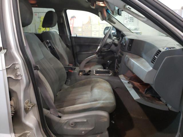 1J4GR48K06C121176 - 2006 JEEP GRAND CHER LAREDO Gri fotoğraf 5