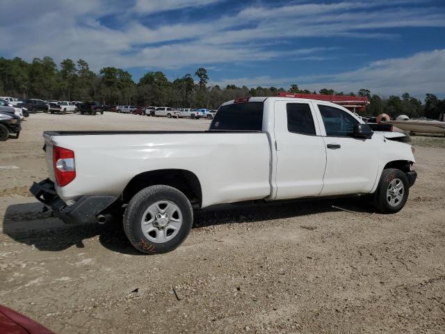 5TFTY5F11JX009902 - 2018 TOYOTA TUNDRA DOUBLE CAB SR/SR5 WHITE photo 3