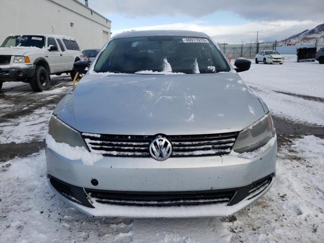 3VW2K7AJ1DM373888 - 2013 VOLKSWAGEN JETTA BASE SILVER photo 5