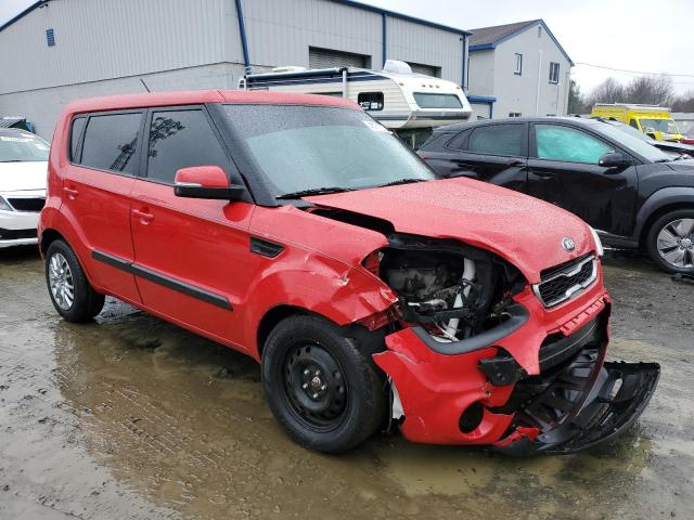 KNDJT2A60D7532212 - 2013 KIA SOUL + RED photo 4