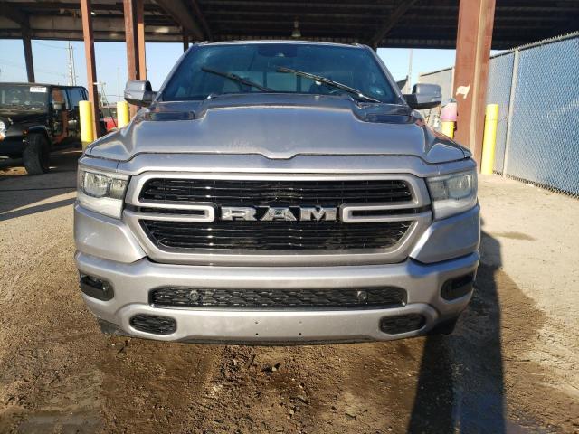 1C6RRERT9NN265914 - 2022 RAM 1500 LARAMIE GRAY photo 5