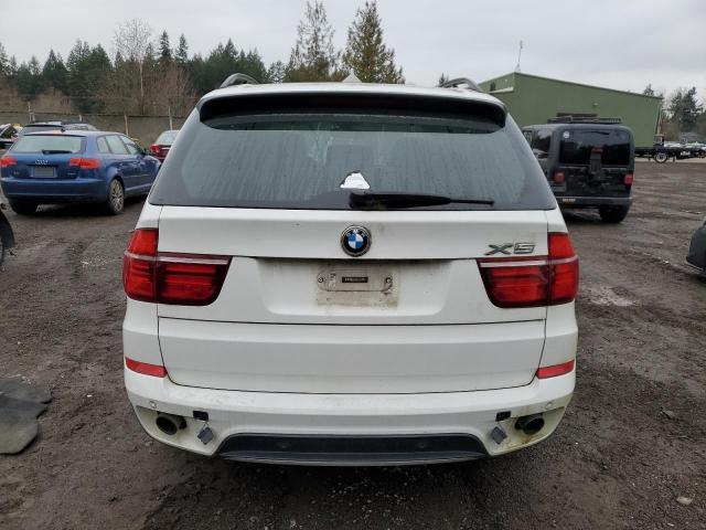 5UXZV4C57D0B23664 - 2013 BMW X5 XDRIVE35I WHITE photo 6