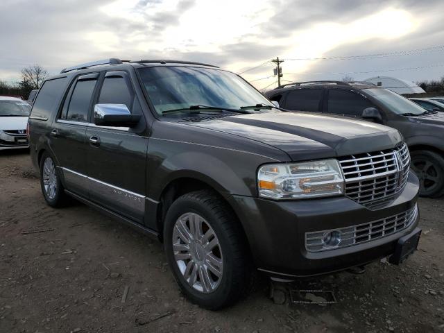 5LMFU28598LJ08632 - 2008 LINCOLN NAVIGATOR BROWN photo 4