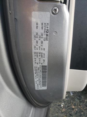 2C4RC1DGXLR176186 - 2020 CHRYSLER VOYAGER LXI SILVER photo 13