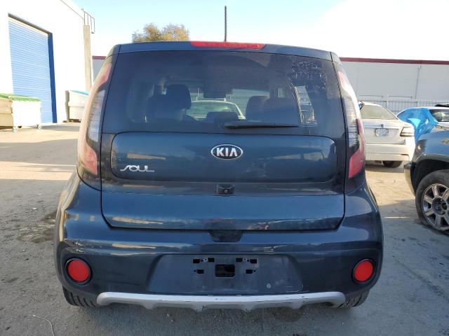 KNDJP3A52J7604833 - 2018 KIA SOUL + CHARCOAL photo 6