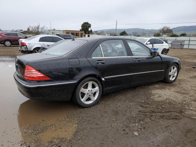 WDBNG75J05A439842 - 2005 MERCEDES-BENZ S 500 BLACK photo 3