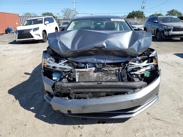 3VW2B7AJ8JM246292 - 2018 VOLKSWAGEN JETTA S SILVER photo 5