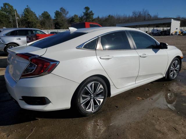 19XFC1F31JE002986 - 2018 HONDA CIVIC EX WHITE photo 3