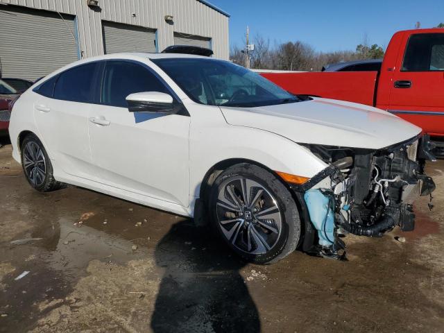 19XFC1F31JE002986 - 2018 HONDA CIVIC EX WHITE photo 4