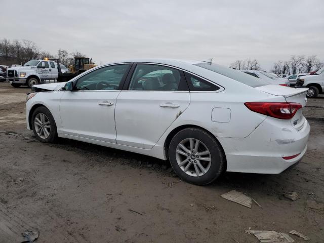 5NPE24AF4FH232297 - 2015 HYUNDAI SONATA SE WHITE photo 2