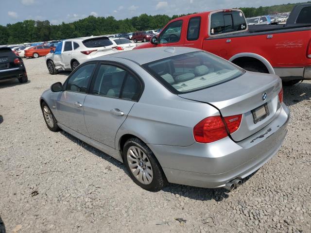 WBAPH77589NM30244 - 2009 BMW 328 I SILVER photo 2