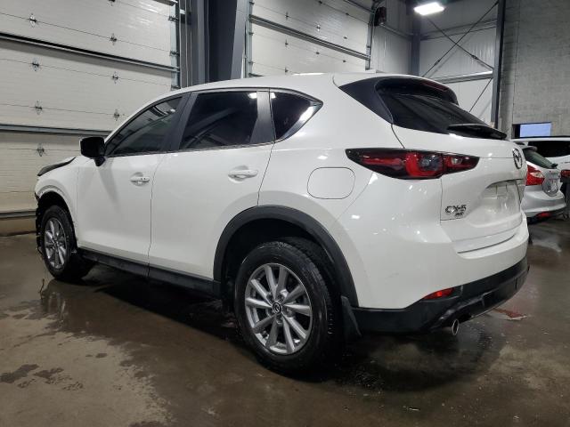 JM3KFBBM7N0554072 - 2022 MAZDA CX-5 SELECT WHITE photo 2