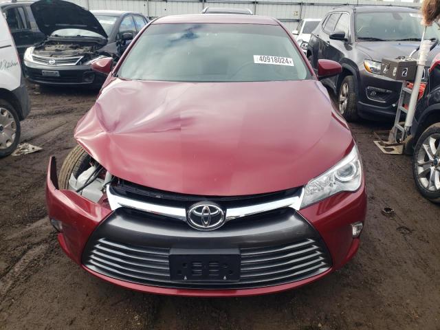 4T1BF1FK0HU796268 - 2017 TOYOTA CAMRY LE RED photo 5
