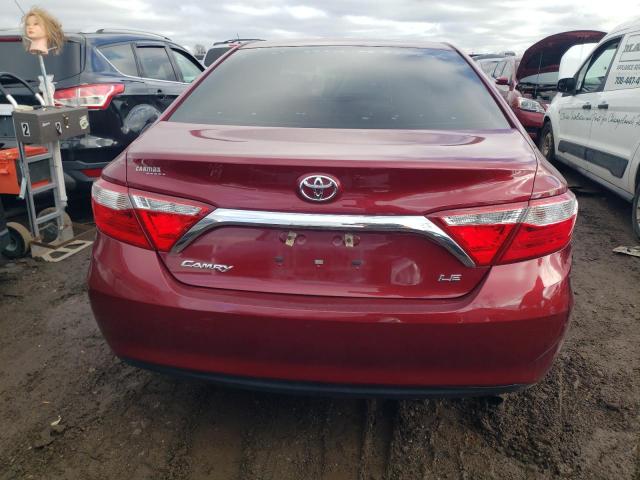 4T1BF1FK0HU796268 - 2017 TOYOTA CAMRY LE RED photo 6