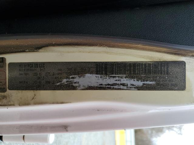 1C4HJWEG7HL748618 - 2017 JEEP WRANGLER U SAHARA WHITE photo 13