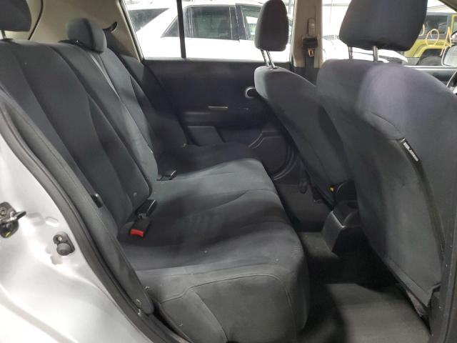 3N1BC13E69L494333 - 2009 NISSAN VERSA S SILVER photo 10