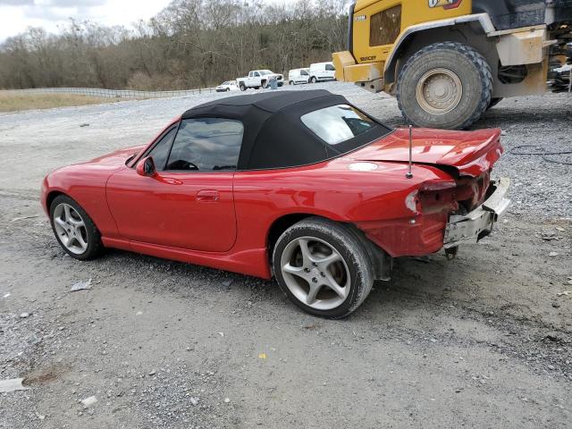 JM1NB353620219598 - 2002 MAZDA MX-5 MIATA BASE RED photo 2