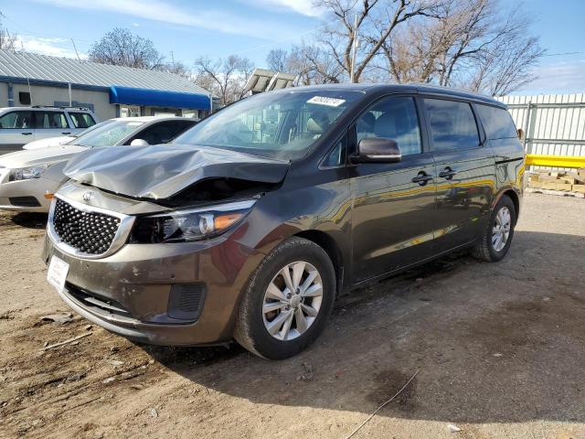 KNDMB5C16H6237128 - 2017 KIA SEDONA LX GRAY photo 1