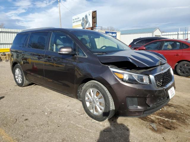 KNDMB5C16H6237128 - 2017 KIA SEDONA LX GRAY photo 4