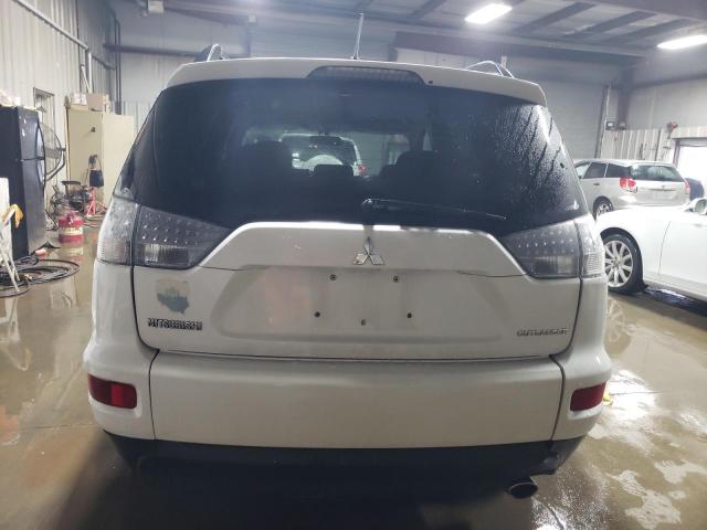 JA4AT2AWXAZ015171 - 2010 MITSUBISHI OUTLANDER ES WHITE photo 6