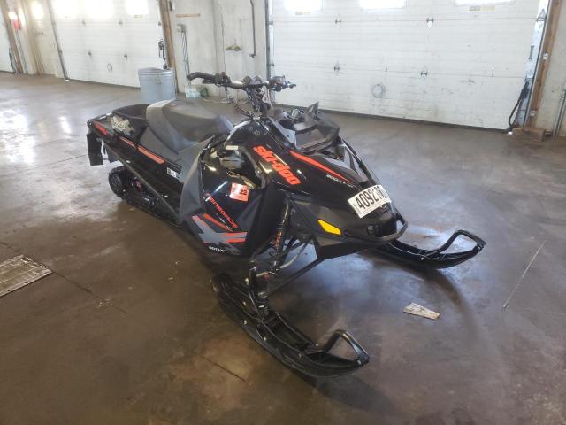 2BPSUWFA0FV000263 - 2015 SKI DOO RENEGADE BLACK photo 1