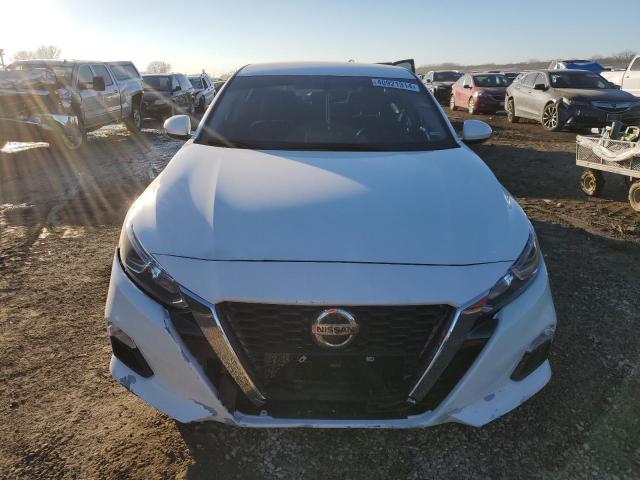 1N4BL4BV9LC241113 - 2020 NISSAN ALTIMA S WHITE photo 5