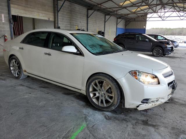 1G1ZE5EB1AF188339 - 2010 CHEVROLET MALIBU LTZ თეთრი ფოტო 4