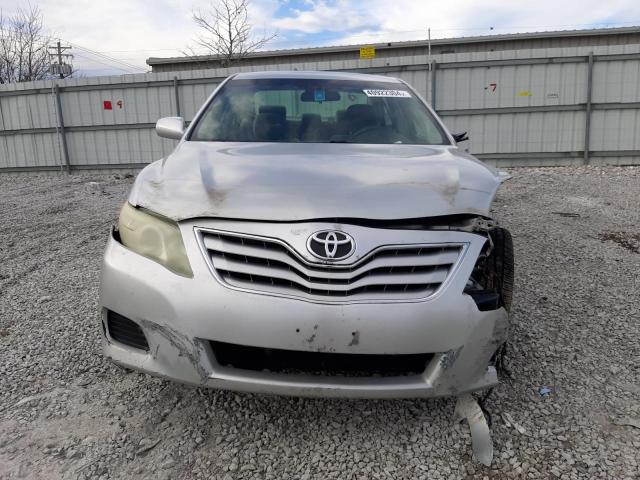 4T1BF3EK9BU717247 - 2011 TOYOTA CAMRY BASE SILVER photo 5