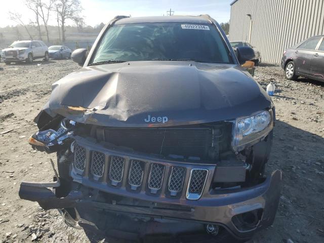 1C4NJCEA2GD615190 - 2016 JEEP COMPASS LATITUDE CHARCOAL photo 5