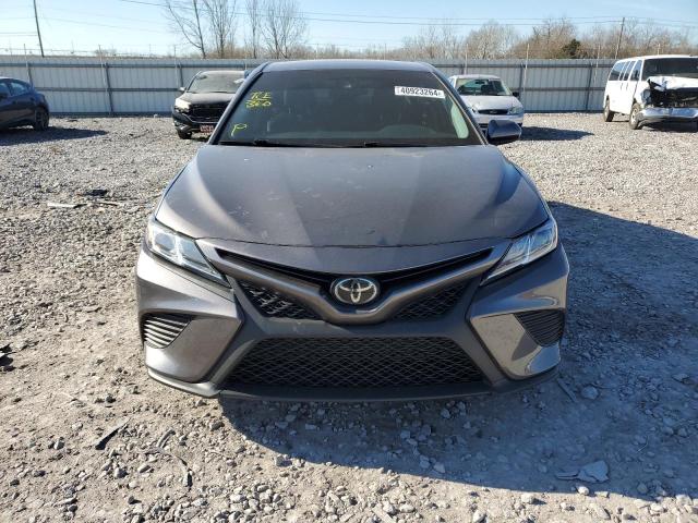 4T1B11HK9KU717196 - 2019 TOYOTA CAMRY L GRAY photo 5