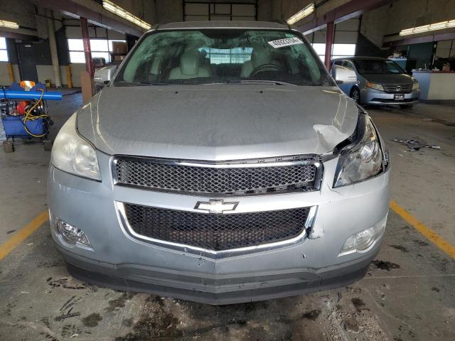 1GNKVLED7CJ309140 - 2012 CHEVROLET TRAVERSE LTZ SILVER photo 5