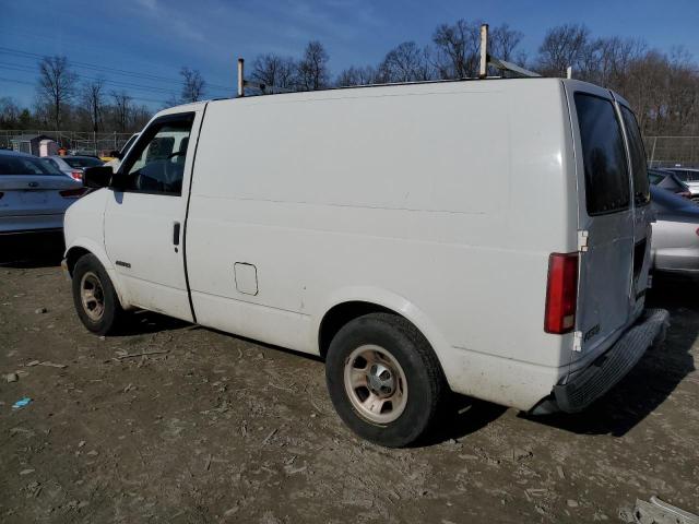 1GCDM19X12B145146 - 2002 CHEVROLET ASTROVAN WHITE photo 2