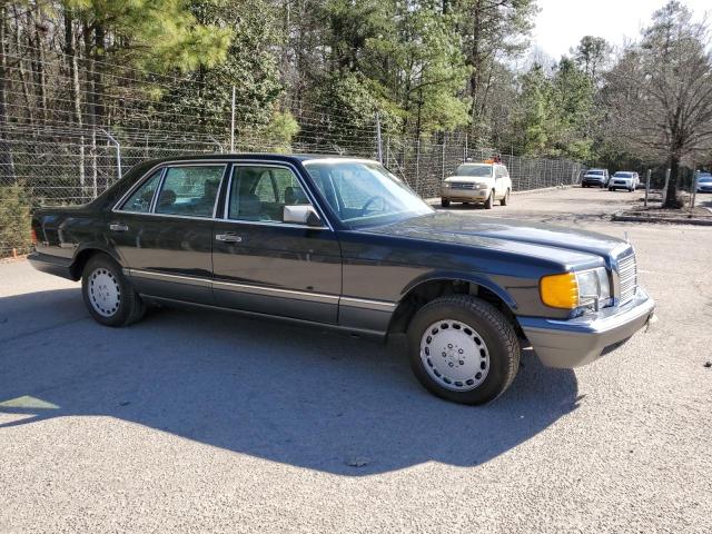 WDBCA35E0LA537772 - 1990 MERCEDES-BENZ 420 SEL BLACK photo 4