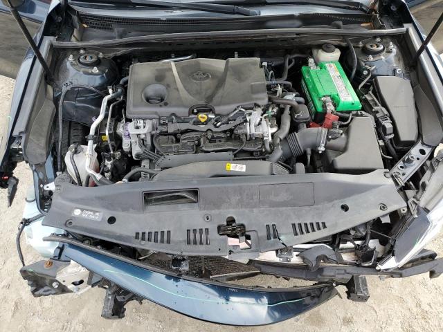 4T1B11HK3JU657186 - 2018 TOYOTA CAMRY L BLUE photo 11