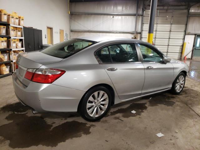 1HGCR2F77DA200443 - 2013 HONDA ACCORD EX SILVER photo 3