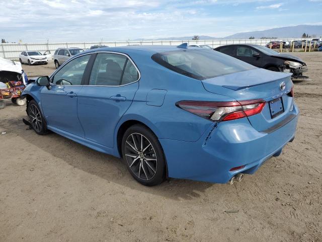 4T1G31AK0RU067789 - 2024 TOYOTA CAMRY SE NIGHT SHADE BLUE photo 2