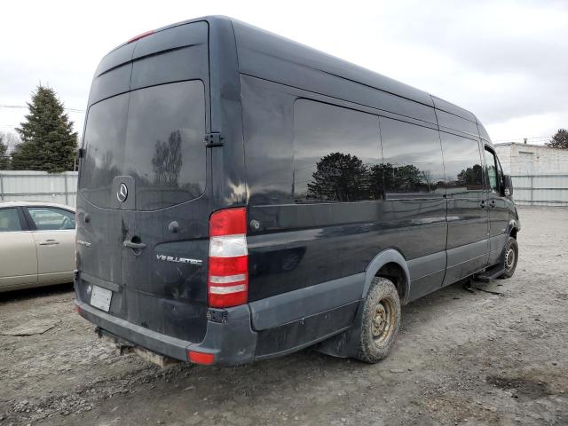 WDAPF4CC8GP174137 - 2016 MERCEDES-BENZ SPRINTER 3500 BLACK photo 3