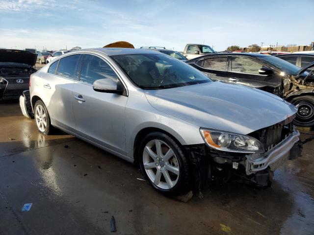 YV126MFK7G2396458 - 2016 VOLVO S60 PREMIER SILVER photo 4